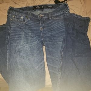 Hollister Low Rise Boot Jeans
